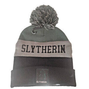 Wizarding World of Harry Potter Beanie Pom Hat Slytherin Universal Studios
